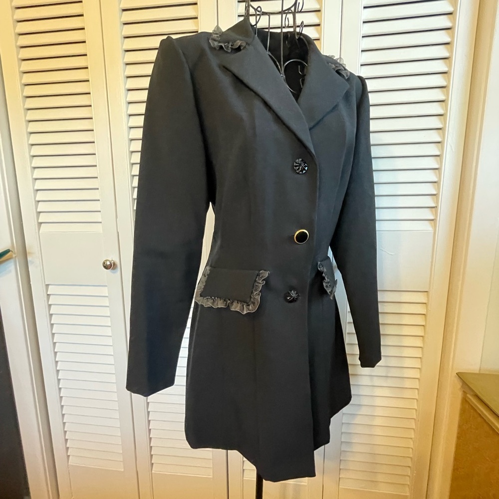 Vintage 90s Y2K Ladies Black Office Siren Piratecore Statement Blazer